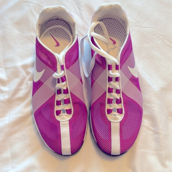 Nike Shoes - Nike Hyperfuse Lunar Womens Lightweight Mesh Golf Shoes Purple 483325-500 Sz 6.5